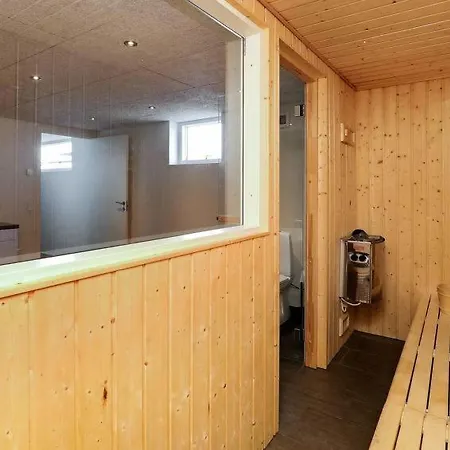 Sleeps 18 Wifi